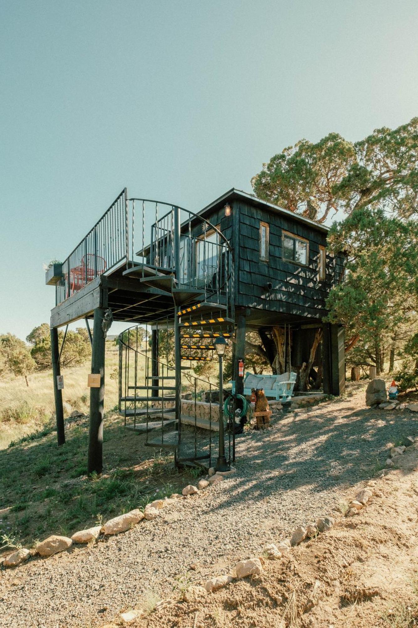 Ashley'S Treehouse At El Mistico Ranch Nogal Exterior foto